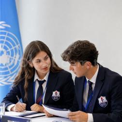 Lise Öğrencilerimiz Model Birleşmiş Milletler Konferansı'nda (MUN)