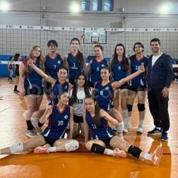 Mektebim Koleji Çekmeköy Kampüsü Genç Kızlar Voleybol Takımı İlçe Şampiyonu