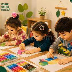 🎨 Küçük Ressamların Büyük Dünyası: Sanatla Büyüyoruz!