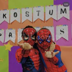 Laden Anaokulu’nda Renkli Kostüm Partisi