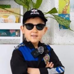 Okulumuzun En Tarz ve Güvenilir Koruyucusu