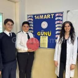 Okulumuzda Matematik Dolu Bir Gün: 14 Mart Pi Günü’nü Kutladık!
