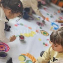 Renklerin Dansı: Okul Öncesi Eğitimde Yaratıcı Atölyeler