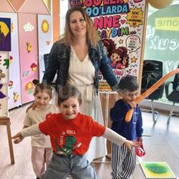Anneler Günü Sergimiz! 🌸✨