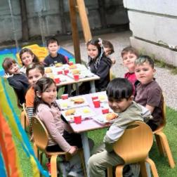 Açık Havada Öğrenmenin Gücü: Okul Dışarıda Günümüz!