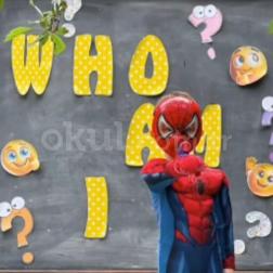 "Who Am I?" İngilizce Etkinliğimiz!