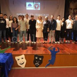 Kelimelerin ve Bilginin Savaşı: Genel Kültür ve Bilgi Yarışmamız! 🏆✨