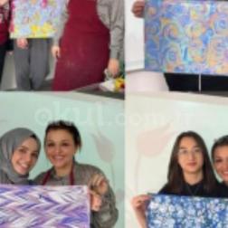 Öğrencilerimiz Ebru sanatını öğreniyor