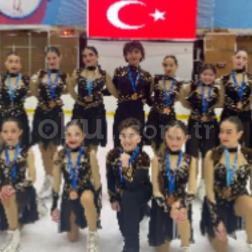 Sudenaz Kargoğlu’ndan Buz Pateni Şampiyonasında Büyük Başarı!