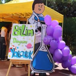 ERA Kolejinde Dil Festivali ve Bilim Şenliği Coşkusu! 🔬✨