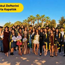 🎓 Ortaokul yıllarını başarıyla tamamlayan öğrencilerimizi mezuniyet törenimizde gurur ve mutlulukla uğurladık.