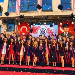 🎓Bil Koleji Kağıthane Kampüsü 2025-2026 Eğitim Öğretim Yılı Mezuniyet Törenimizden unutulmaz anlar✨