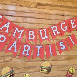 🍔🌿 Bahçemizde bugün hamburger partisi vardı!