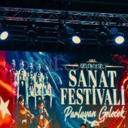 Acıbadem Sınav Anadolu Lisesi olarak, Sınav Eğitim Kurumları tarafından düzenlenen Sanat Festivali’nde sahnede yer almanın gururunu yaşadık.