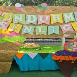 🍦 Dondurma şenliğimizde bol bol eğlendik, renkli dondurmalarımızı afiyetle yedik! 😍☀️