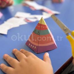 Kes, Yapıştır, Tasarla: 3 Boyutlu Çalışmalarımız! ✂️🎨