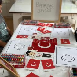 BAYRAK SEVGİSİ