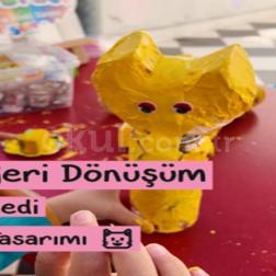 Atık şişeler, gazeteler ve minik eller iş başında!