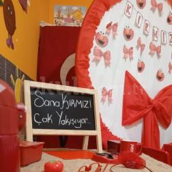 🎈 Kırmızı Renk Etkinliği: Kırmızıyı Keşfediyorum! ❤️