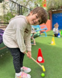 Bahçemizde Jimnastik Derslerimiz