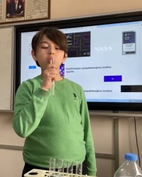 SESLERİ NEDEN FARKLI DUYARIZ?