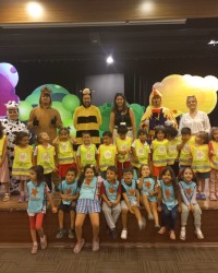 Küçük Yıldızlar Çocuk Tiyatrosunda