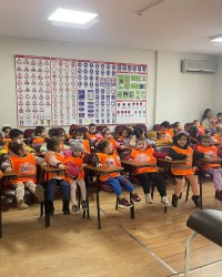 Hayatın İçinde Öğrenmek...