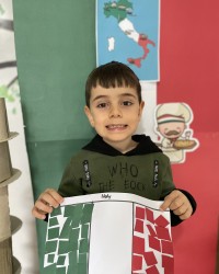 AYIN ÜLKESİ TANITIMLARI