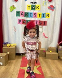 Tak Takıştır Partisi :)