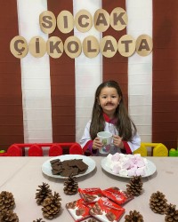 SICAK ÇİKOLATA GÜNÜ