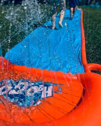 YEŞİL BAHÇE KAMPÜSLERİNDE YAZ