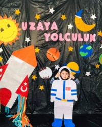 UZAYA YOLCULUK :)