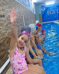 Yüzme Etkinliğimiz!