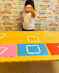 Şekilleri Öğreniyoruz