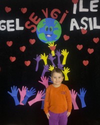 HER ENGEL SEVGİ İLE ANLAŞILIR.