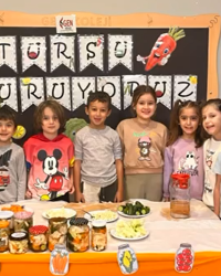 Ürettiğimiz Turşularının Olgunlaşmasını Sabırla Bekliyoruz!... 😀 🍋🥒🌶🥬🥕