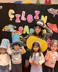 Anaokulumuzda rengârenk bir Çılgın Şapka Partisi 🎩düzenledik!