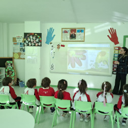 Renkli Çizmeler Etkileşimli Kitap Okuma Çalışması