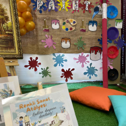 Tuval Boyama Etkinliği