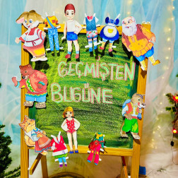 👗 "Geçmişten Bugüne: Anne Babalarımızın Gazeteden Yaptığı Kıyafetleri Anıyoruz!" 👔