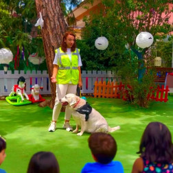 Çocuk Dünyası Koleji Anaokulu olarak, minik kalplerimize hayvan sevgisi aşılıyoruz!