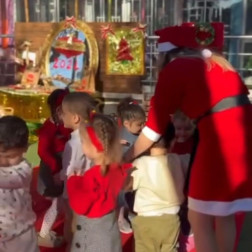 Çocuk Dünyası Koleji'ne Noel Anne geldi!