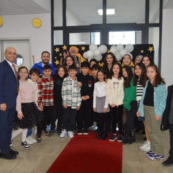 ÖZEL ES KOLEJİNDE KARNE GÜNÜ