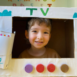 Atık malzeme TV Atölyesi gerçekleştirdik.