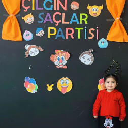 Çılgın saç partisi