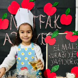 Mutfak Atölyemizde Elmalı Kurabiye Yapıyoruz