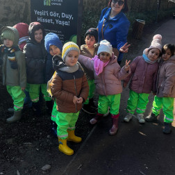 DOGA TEMALI NEŞELİ OKULUMUZ