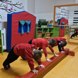 Hareket Koordinasyon Dersimizin Konusu Mekik ve Şınav 💪🏋
