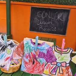 Günlük Yaşam Becerilerinden " Mandal "