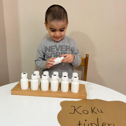 MONTESSORİ KOKU TÜPLERİ